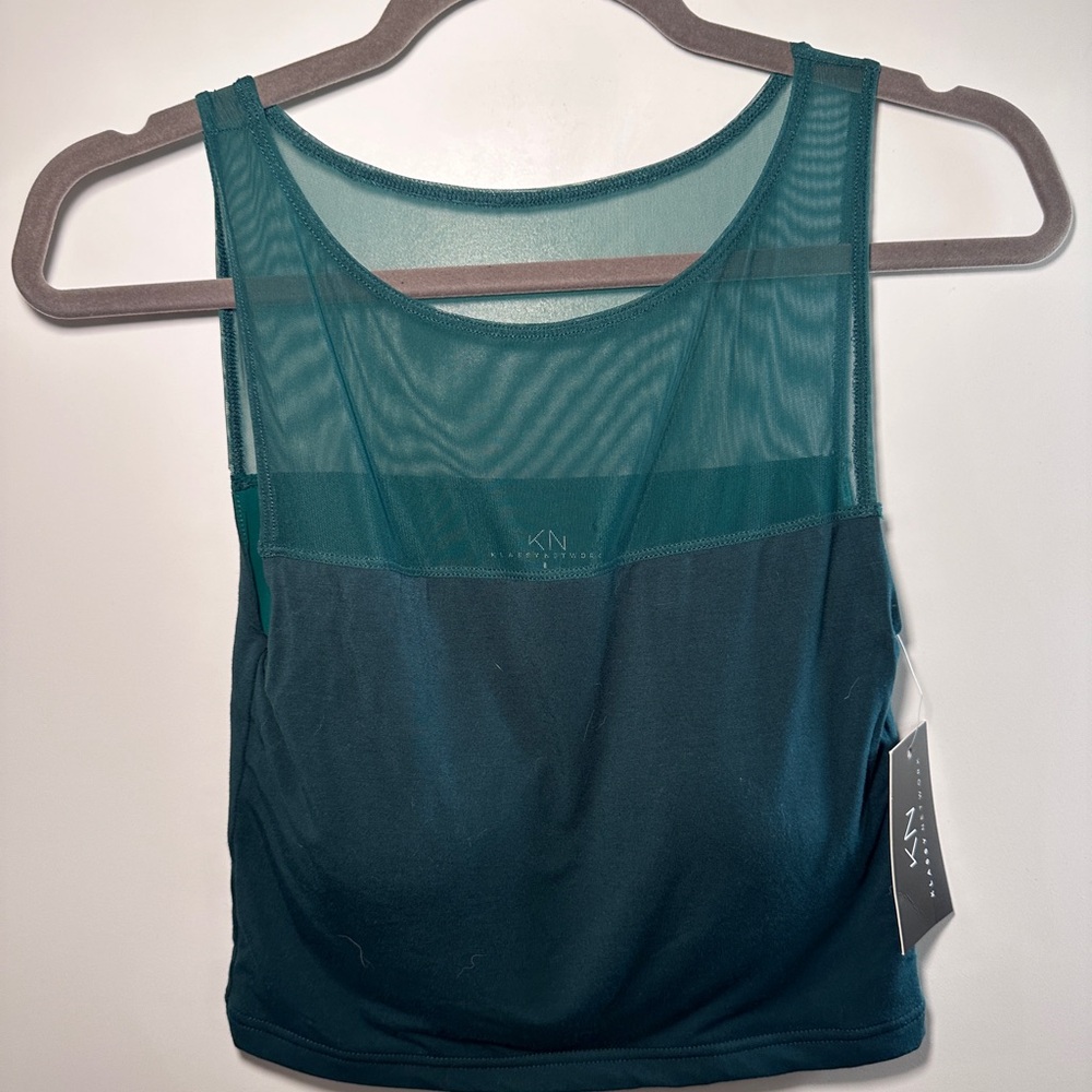 🌿 Klassy Network Green Padded Crop Top - Size L 🌿